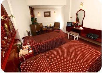 Beirut Hotel Kairo Eksteriør billede